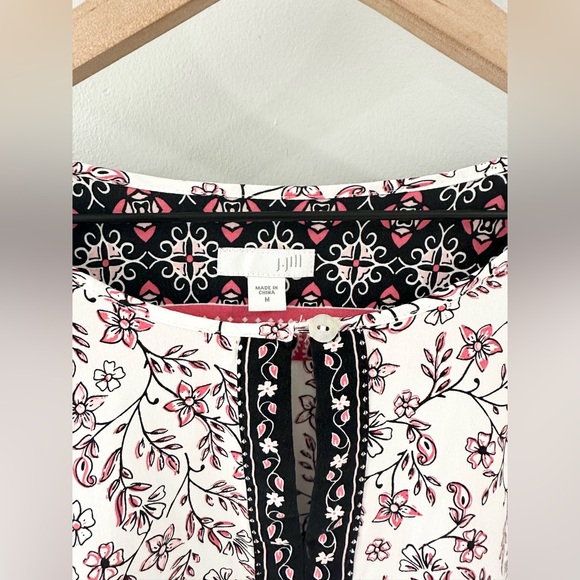 J. Jill Floral Rayon Tunic Pink White Black Size Medium - Picture 7 of 8